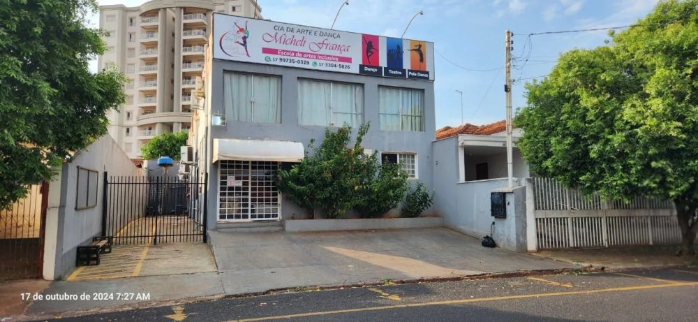 Salo - Venda - Vila Santa Cruz - So Jos do Rio Preto - SP